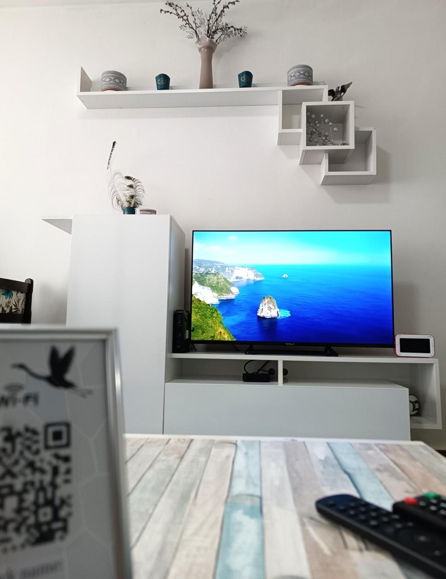 Flamingo 365 - Near City Center With Free Parking 사라예보 외부 사진
