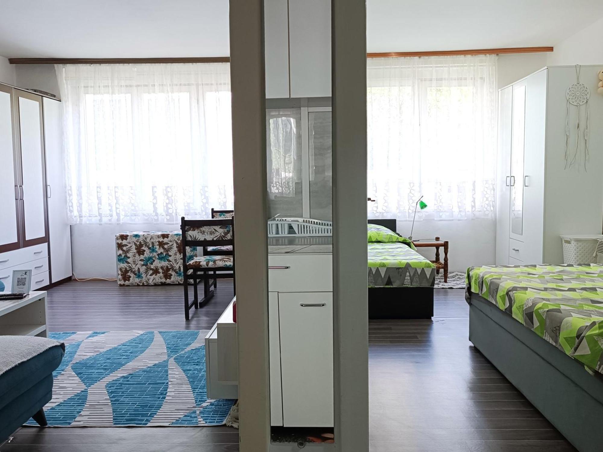 Flamingo 365 - Near City Center With Free Parking 사라예보 외부 사진